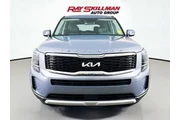 $27975 : Kia Telluride 2022 LX 4dr SU thumbnail