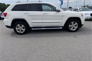 2011 Grand Cherokee thumbnail