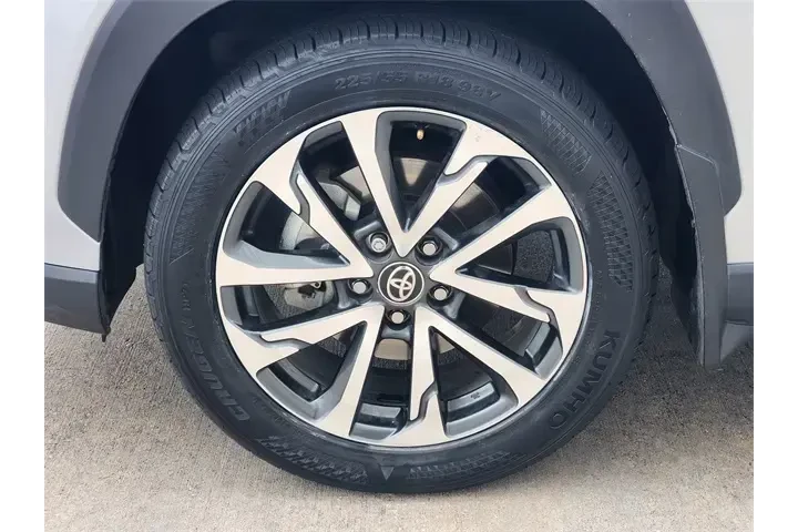 $26323 : Toyota Corolla Cross 2025 XL image 10