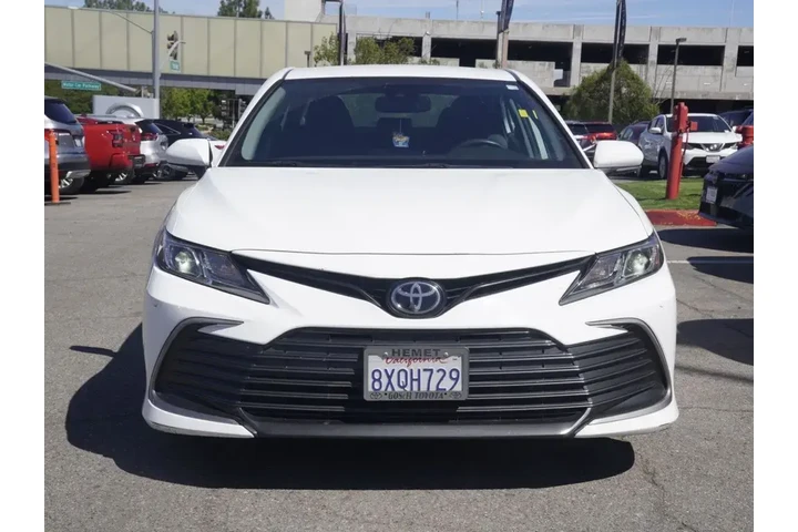$20570 : Toyota Camry 2021 LE 4dr Sed image 6
