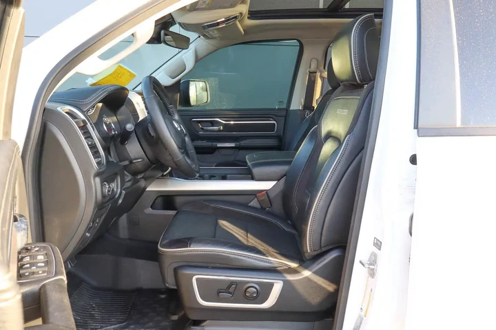 $42988 : 2022 1500 Laramie 4x4 Crew Ca image 7