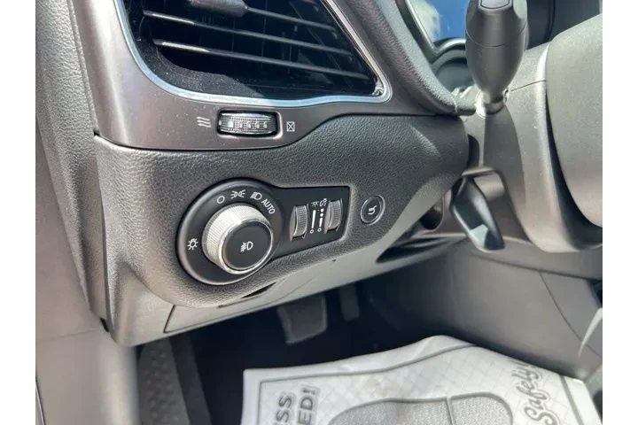$15775 : Jeep Cherokee 2019 4x4 Limit image 9