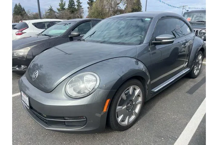 $11988 : Volkswagen Beetle 2012 2.5L image 1