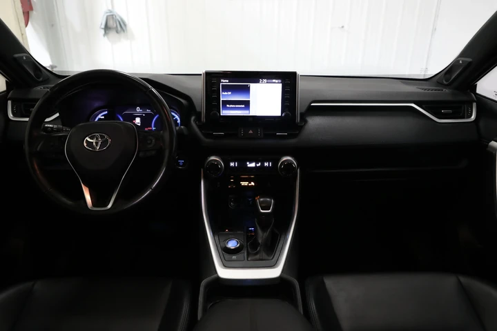 $25997 : Toyota RAV4 Hybrid 2020 AWD image 2