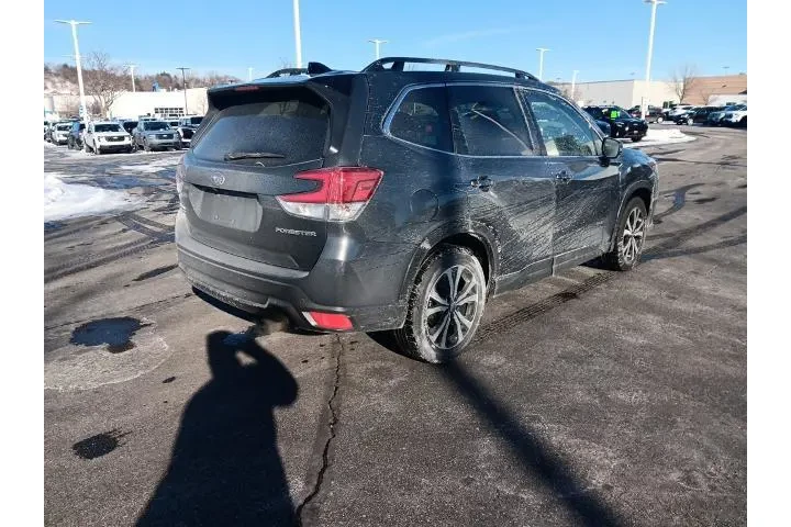 $30820 : Subaru Forester 2024 AWD Lim image 7