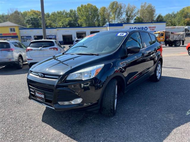 $9990 : 2015 Escape image 8