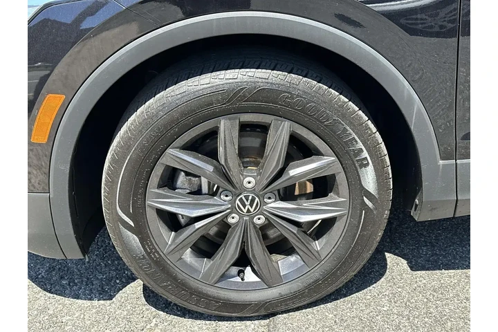 $22850 : Volkswagen Tiguan 2023 AWD S image 9