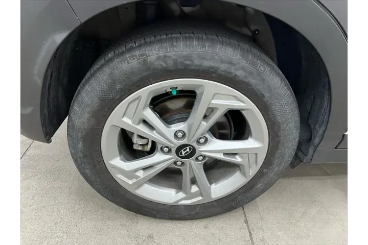 $20999 : Hyundai KONA 2023 AWD SEL 4d image 9