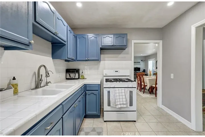 $1520 : South Gate Renta Available!!! image 4