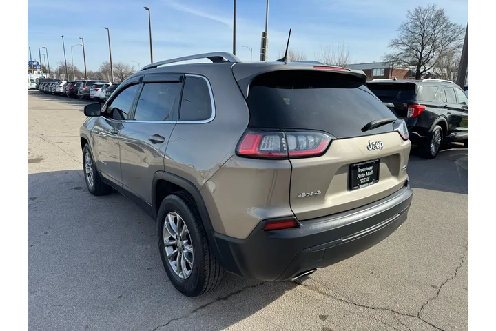$8980 : 2019 Cherokee Latitude Plus image 4