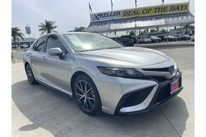 $26888 : Toyota Camry 2023 SE 4dr Sed image 2