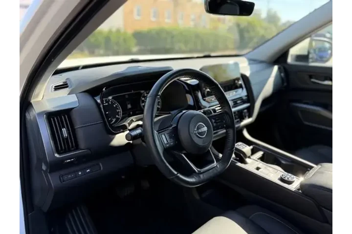 $29842 : Nissan Pathfinder 2024 AWD S image 10