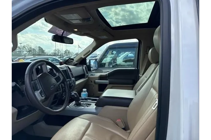 $30992 : Ford F-150 2018 4x4 Lariat 4 image 3