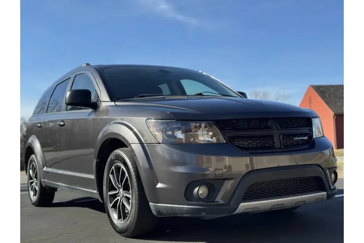 $5999 : 2018 Journey SE image 4