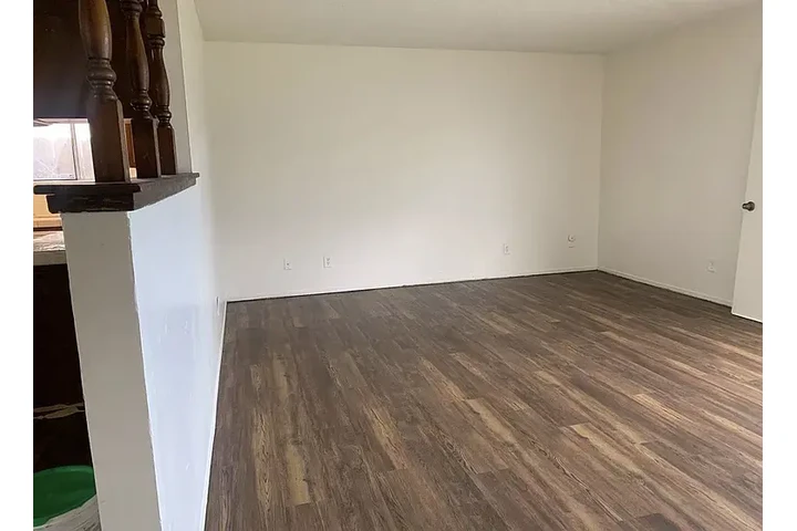 $830 : HOUSE RENT  IN KING’S COUNTY image 9