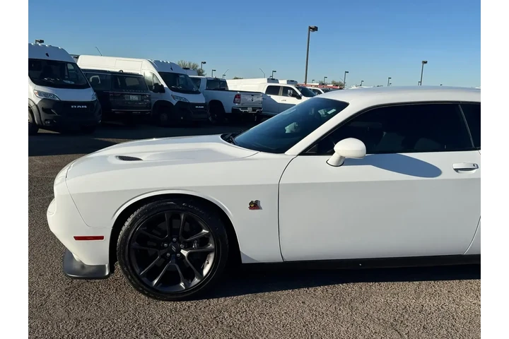 $39980 : Dodge Challenger 2023 R/T Sc image 10