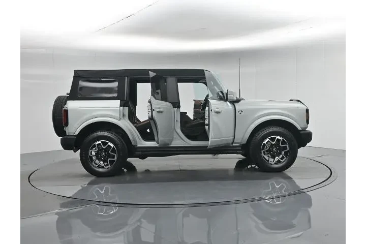 $33975 : Ford Bronco 2023 4x4 Base Ad image 2