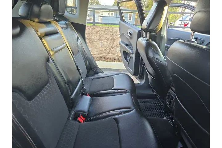 $11995 : Jeep Compass 2018 4x4 Latitu image 10