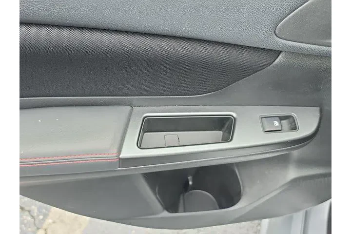 $12990 : Subaru WRX 2015 AWD 4dr Seda image 9