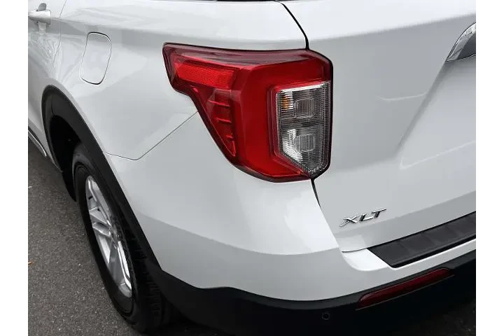 $35990 : Ford Explorer 2024 AWD XLT 4 image 6