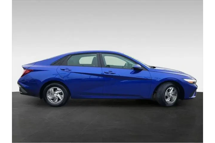 $19995 : Hyundai ELANTRA 2025 SE 4dr image 3