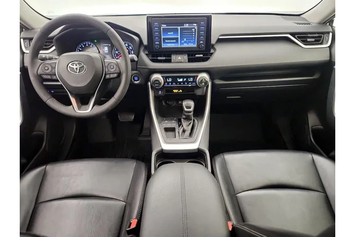 $23998 : Toyota RAV4 2019 XLE Premium image 9