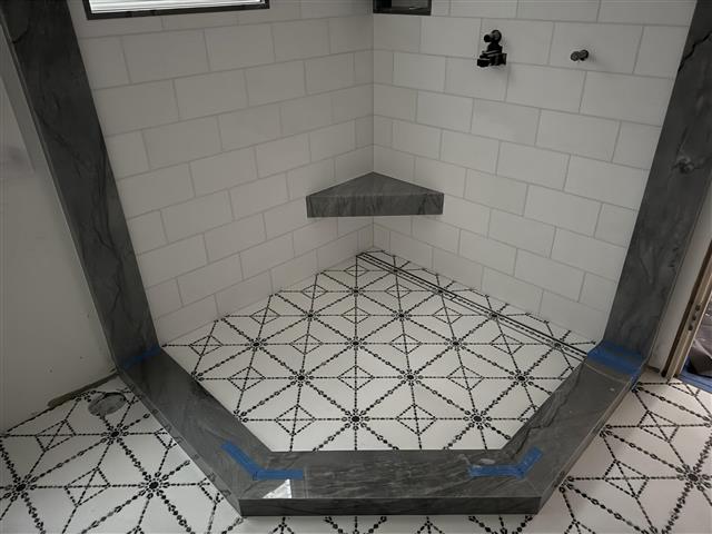 Instalación de tile and stone image 3