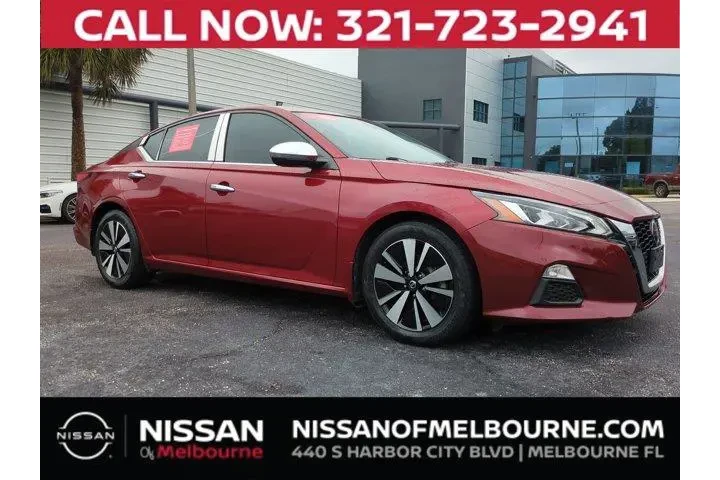 $17988 : Nissan Altima 2021 2.5 SV 4d image 1