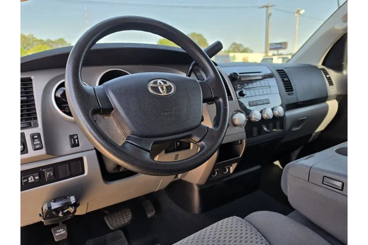$15900 : Toyota Tundra 2013 4x2 Grade image 6