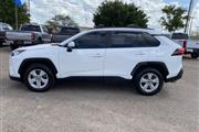 $25988 : 2019 RAV4 XLE thumbnail