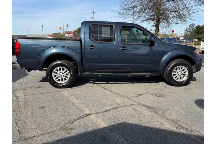 $15900 : 2016 Frontier SV image 8