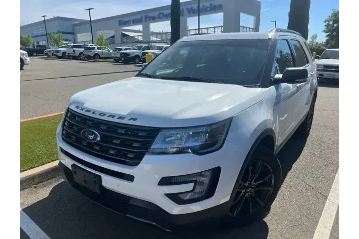 $23988 : Ford Explorer 2017 AWD XLT 4 image 7