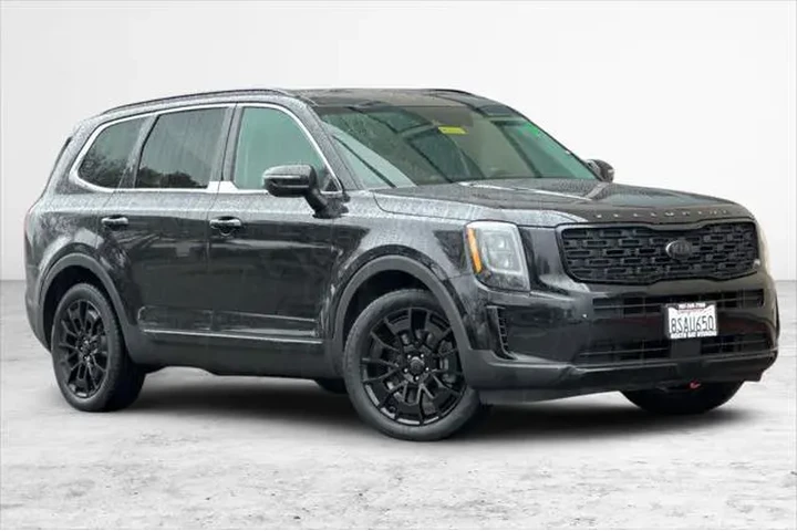$25990 : Kia Telluride 2021 AWD EX 4d image 2