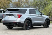 $40000 : Ford Explorer 2022 AWD ST 4d thumbnail
