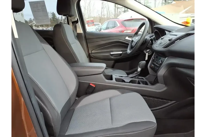 $10995 : Ford Escape 2017 AWD SE 4dr image 5