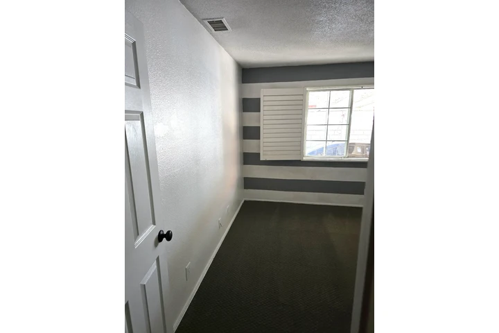 $1000 : Se renta cuarto image 1
