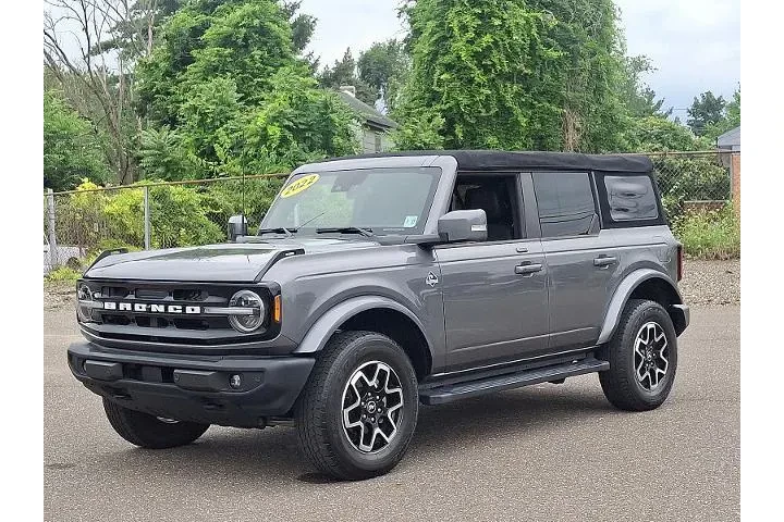 $39995 : Ford Bronco 2022 4x4 Outer B image 3