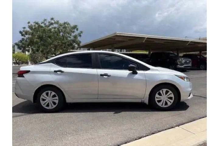$10595 : 2020 Versa S image 5