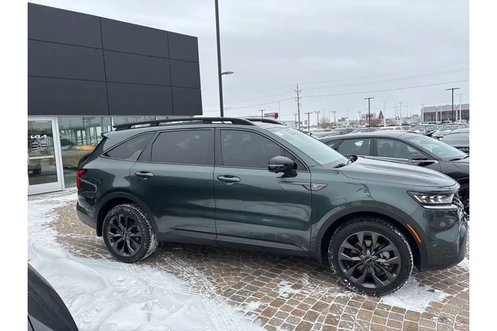 $35999 : 2023 Sorento X-Line SX Presti image 4