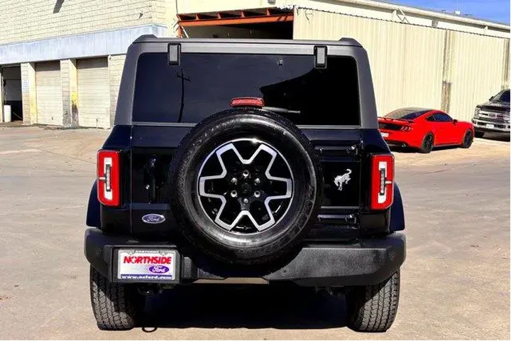 $39977 : Ford Bronco 2023 4x4 Outer B image 7