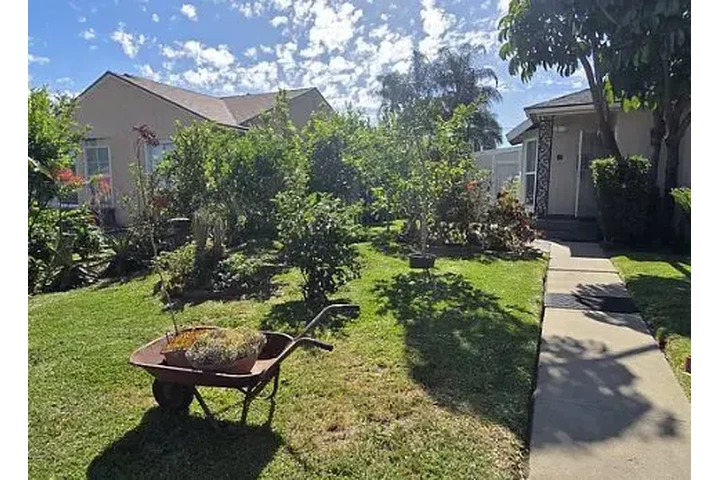 $1762 : Brand New Construction 3 Bed / image 3