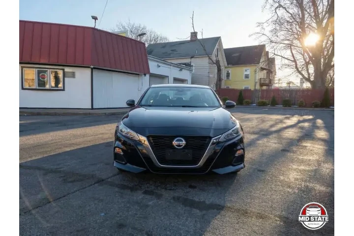 $14995 : 2019 Altima 2.5 SR image 4