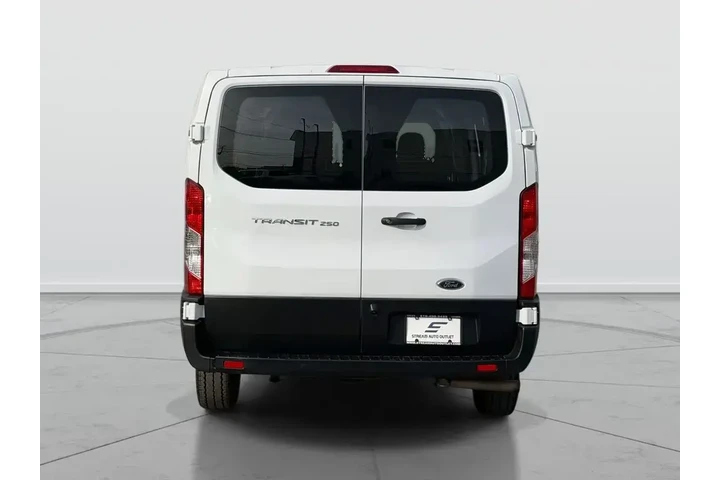 $28743 : Ford Transit 2022 250 3dr SW image 6