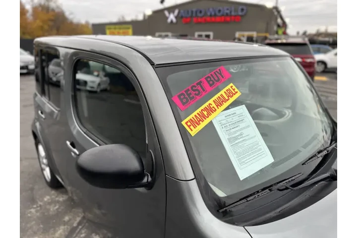 $4995 : 2011 cube 1.8 S image 8