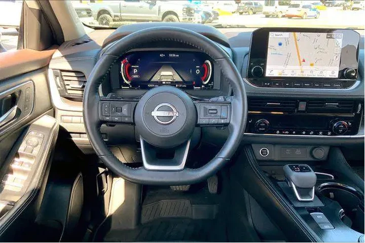 $25509 : Nissan Rogue 2023 AWD Platin image 5
