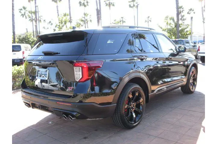 $35999 : Ford Explorer 2022 AWD ST 4d image 4