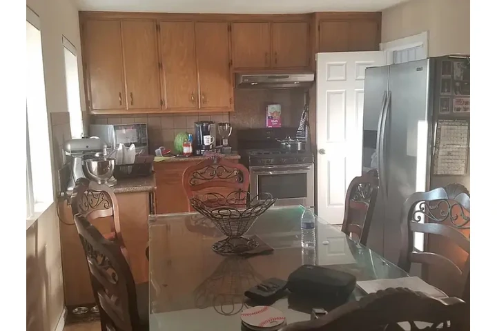 $2995 : Completely remodel home 4 bedr image 1