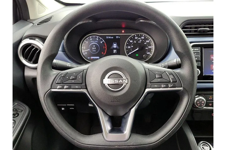 $18998 : Nissan Versa 2025 SV 4dr Sed image 10