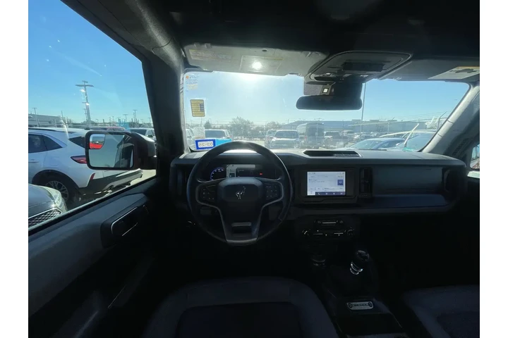 $33559 : Ford Bronco 2023 4x4 Black D image 5