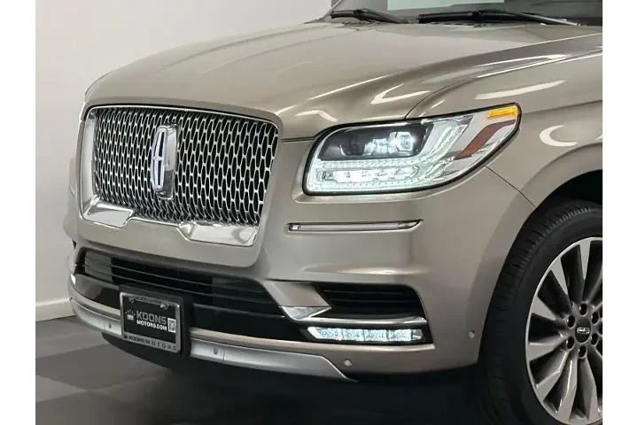 $40000 : Lincoln Navigator 2020 4x4 R image 2
